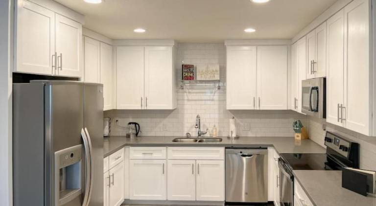 Vacation home with yard & barbecue | Good for workation in Phoenix, AZ
