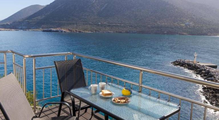 Villa Maria Sea View by Checkin in Rethymno