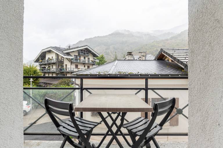 Spacious 6-Person Apartment in Central Brides-les-Bains with Mountain View — photo 3