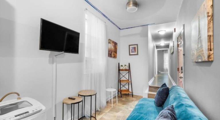 Rental apartment | Suitable for remote work in Philadelphia, PA