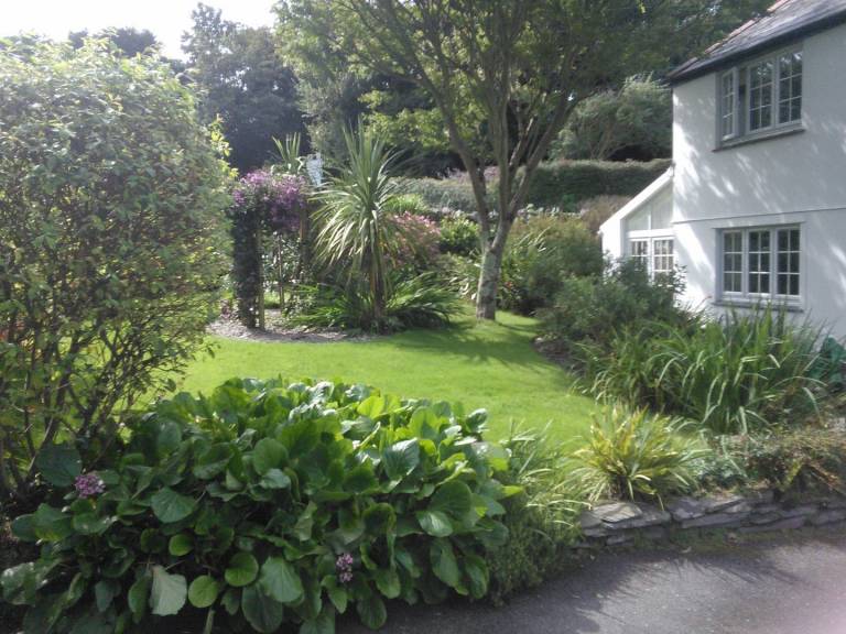 Child-friendly charming cottage with barbecue & garden | Pets allowed — photo 3