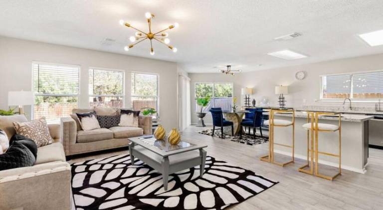 House with 5 rooms for 10 persons in San Antonio, TX