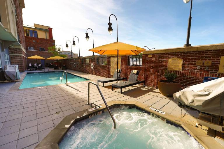 Hilton Garden Inn Savannah Historic District — photo 5