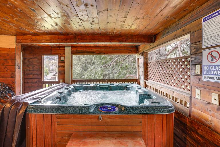 Crestline Home w/ Private Hot Tub: Steps to Lake! — photo 3