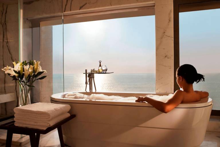 Resort Juhu Tara