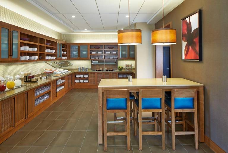Hyatt Place Lansing East — photo 3