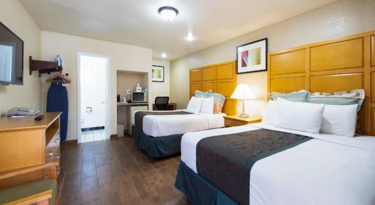 Signature Inn Merced Yosemite Parkway — photo 2