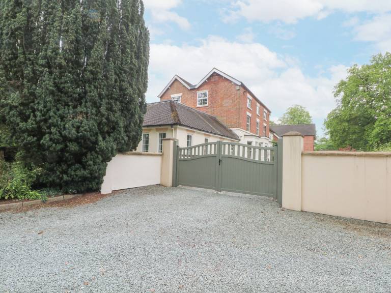 Cottage Market Drayton