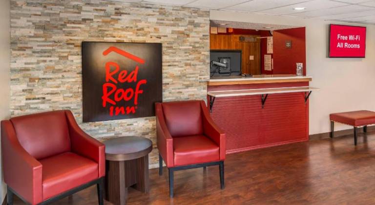 Red Roof Inn Queensbury — photo 2