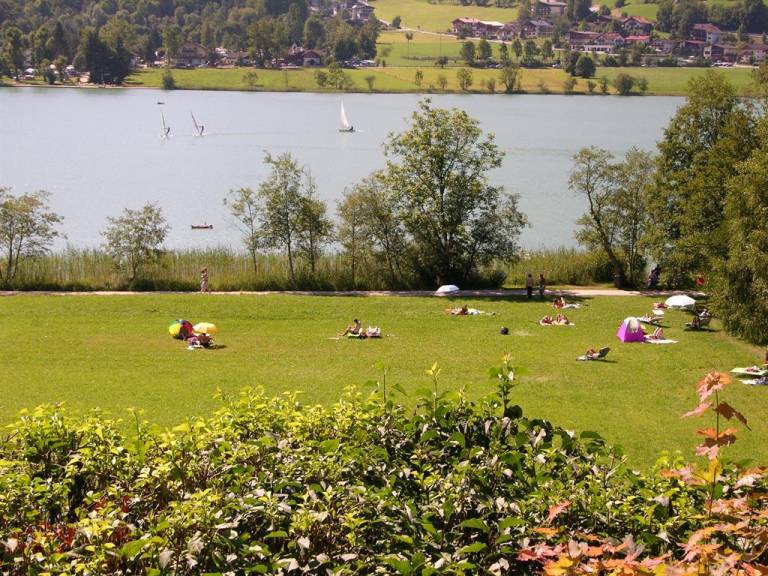 Family-oriented lovely holiday apartment with yard | Lake view | Pets are welcome — photo 4