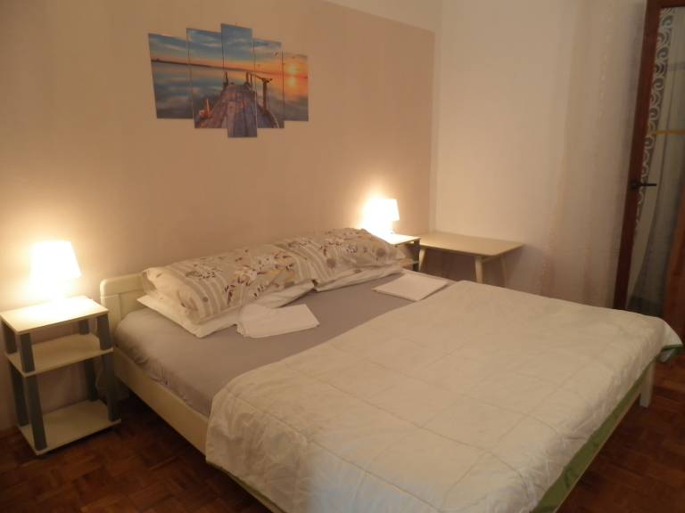 Two bedroom apartment with terrace and sea view Supetarska Draga - Donja, Rab (A-15423-a) — photo 2