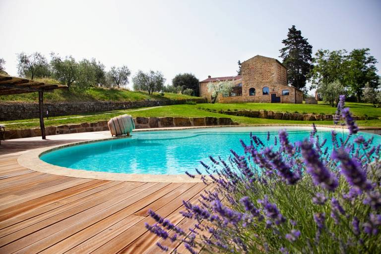 Family-oriented nice villa with private pool, garden & barbecue | Dogs allowed — photo 3