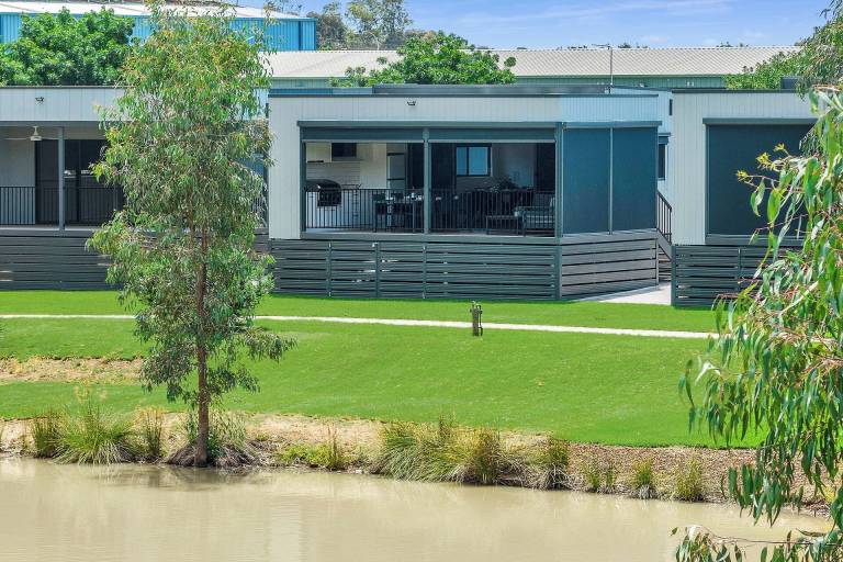 House  Echuca Village