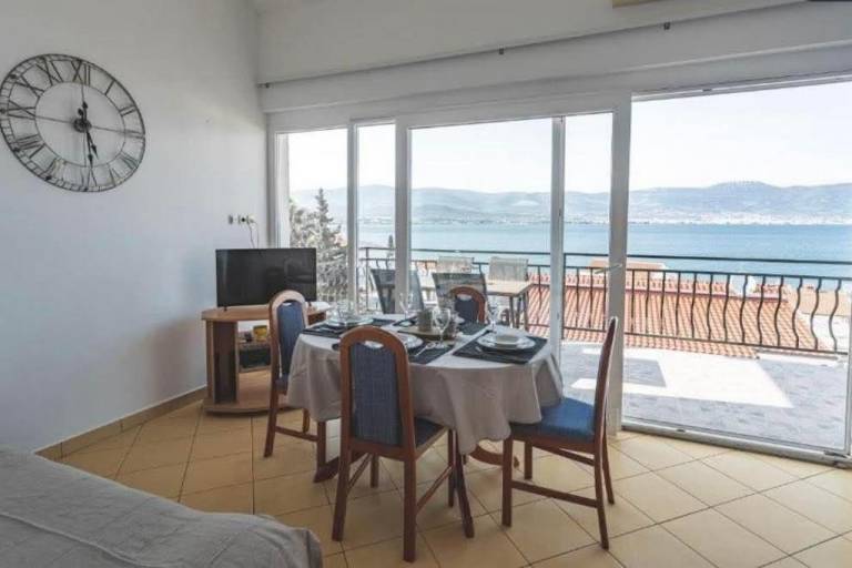 Two bedroom apartment with terrace and sea view Slatine, Čiovo (A-9433-b) — photo 3