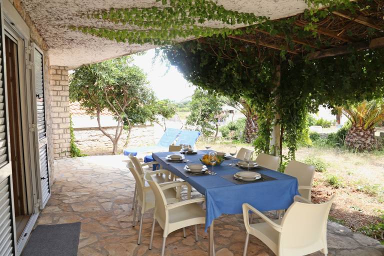 Casa Curzola
