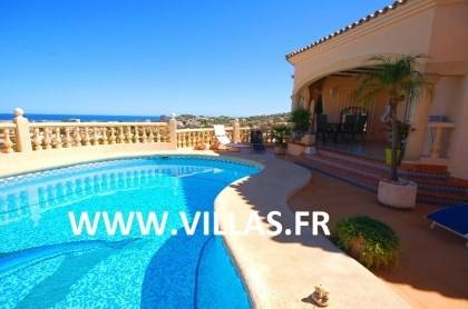 Family-friendly villa with garden, grill & terrace | City view | Pets are welcome — photo 3