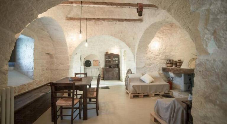 Holiday apartment with pool — photo 2