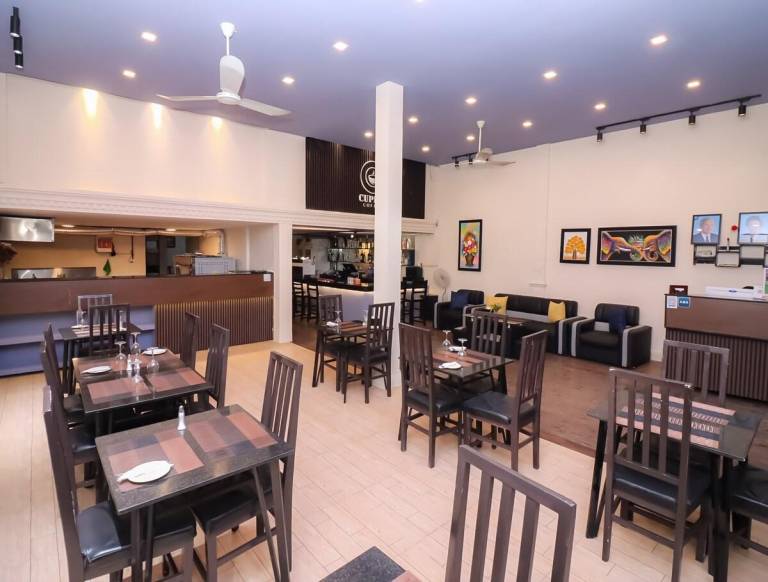 Spacious house | Near Tuol Sleng Genocide Museum | Suitable for remote work | Pets allowed in Phnom Penh