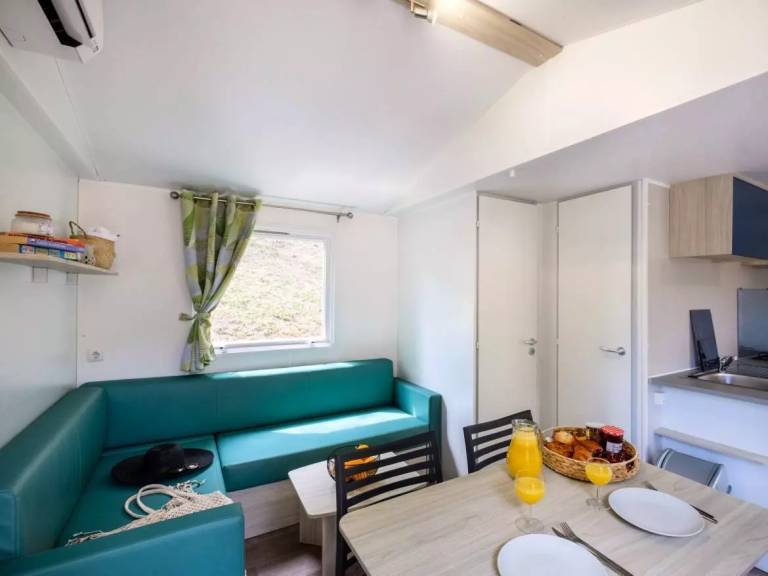 Campsite Le Saint Louis - Mobile home Comfort 2 bdr. 5 pers. Covered Decking A/C TV — photo 2