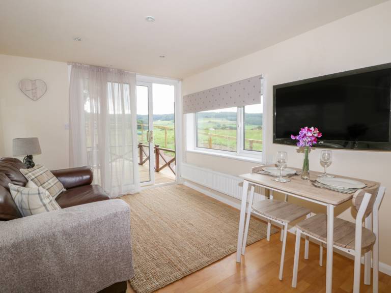 Wonderful cottage with yard | Pet-friendly — photo 4