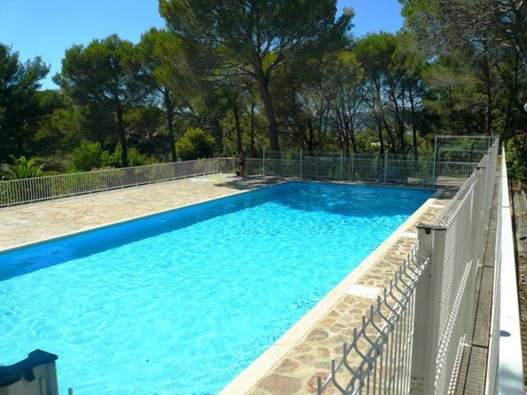 Holiday apartment with pool — photo 3