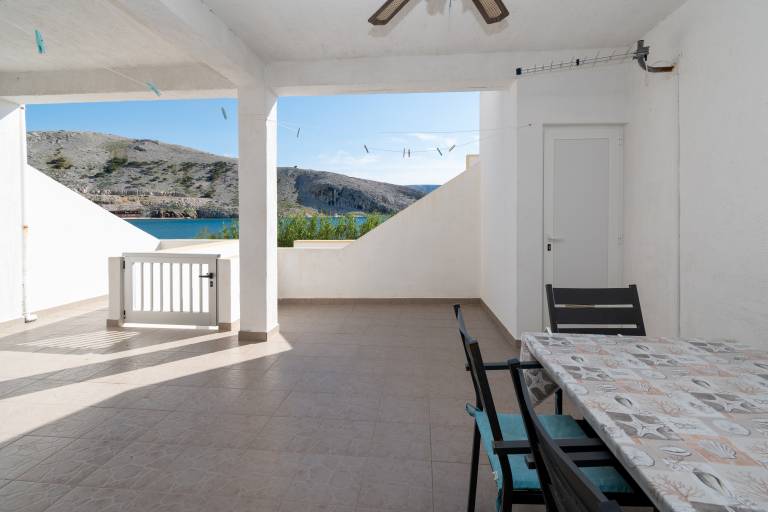 Two bedroom apartment near beach Metajna (Pag) (A-6395-a) in Novalja