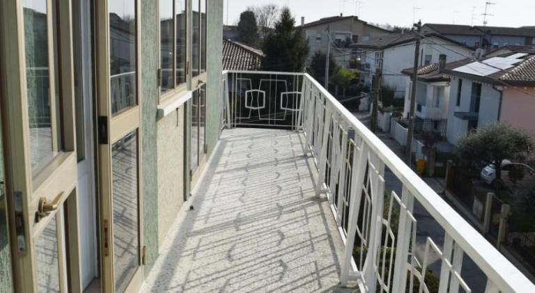 Rental apartment with patio & garden — photo 4