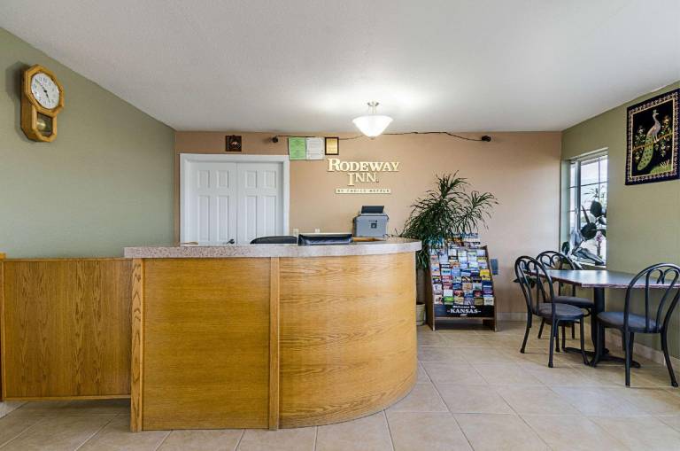 Rodeway Inn Liberal — photo 2