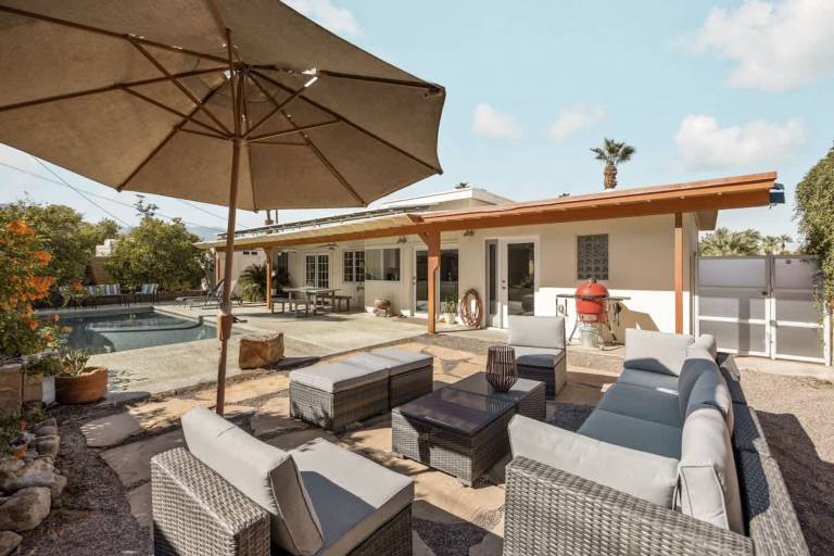 Vacation home with barbecue — photo 2