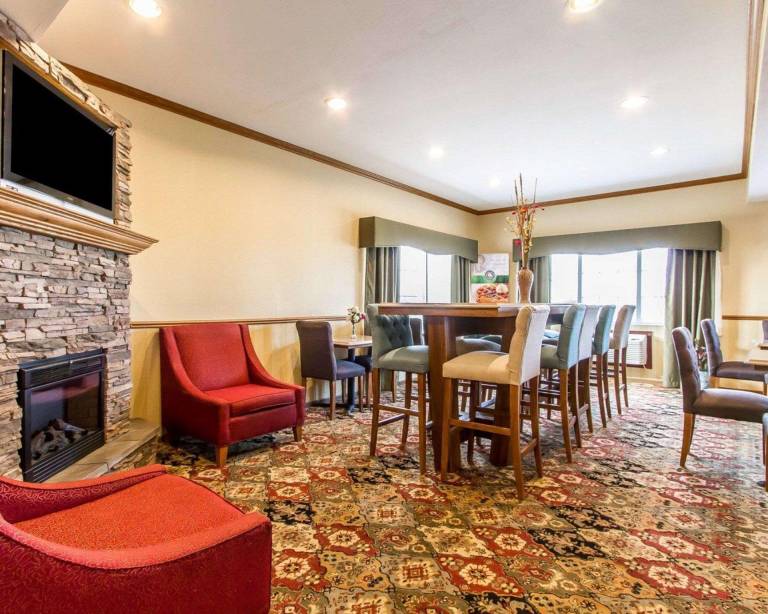 Quality Inn Pontiac — photo 2