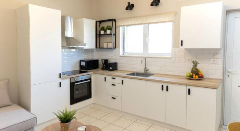 Rental apartment with patio | Beach nearby | Pet-friendly — photo 2