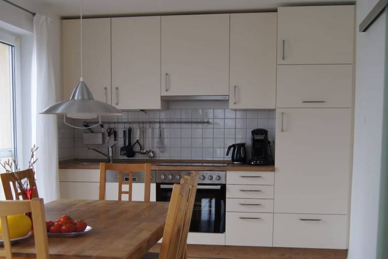 Fully equipped house with barbeque, patio & yard | Pets are welcome — photo 4