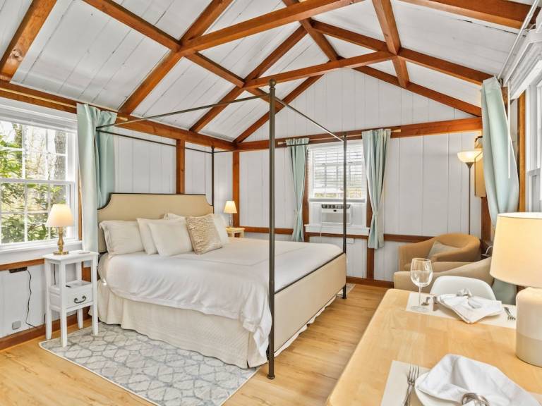 Accommodation Eastham