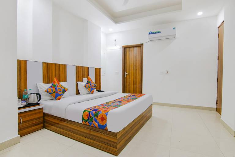 FabHotel GP Royal