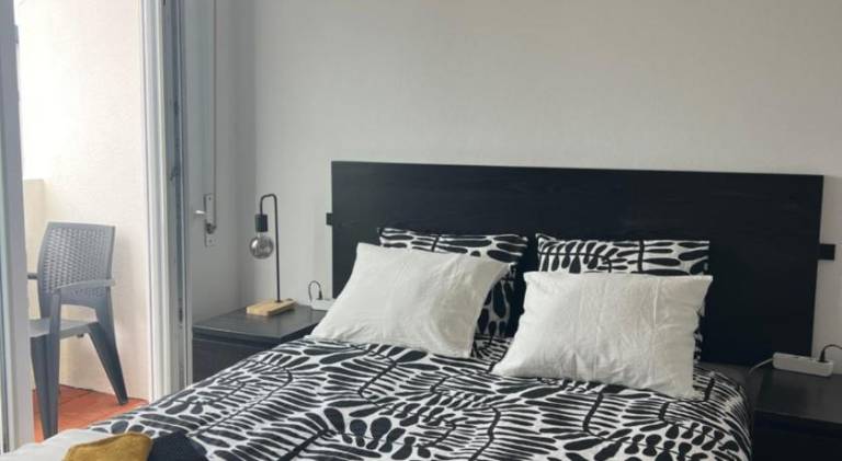 Vacation home with 2 rooms for 4 persons in Leiria