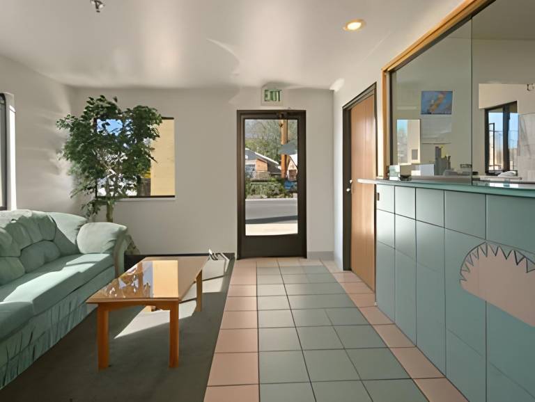 Days Inn by Wyndham Espanola — photo 3