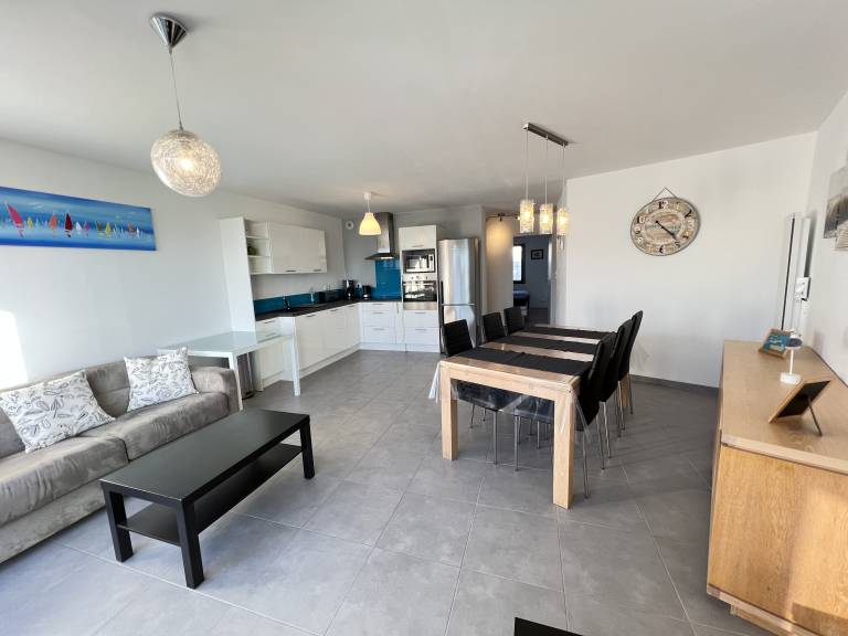 Apartment | Beach view — photo 2
