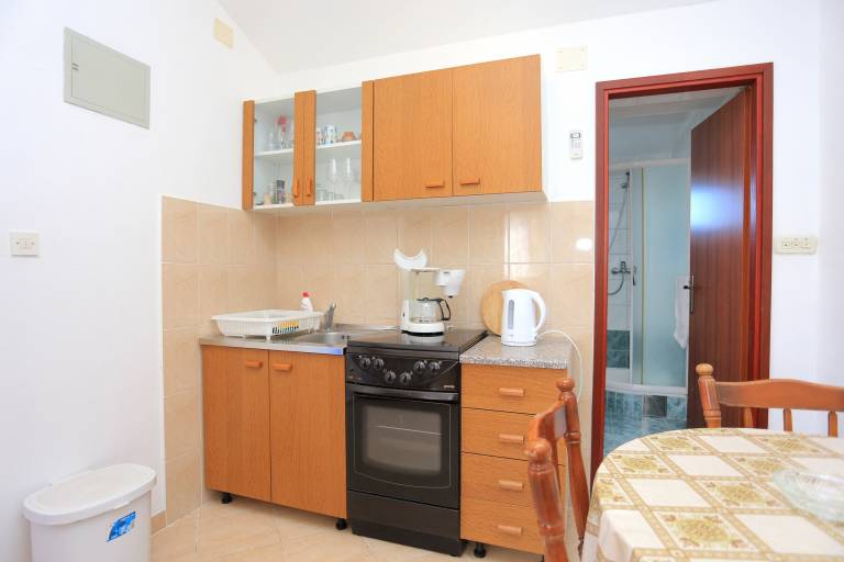 One bedroom apartment with terrace and sea view Slatine, Čiovo (A-2030-b) — photo 4