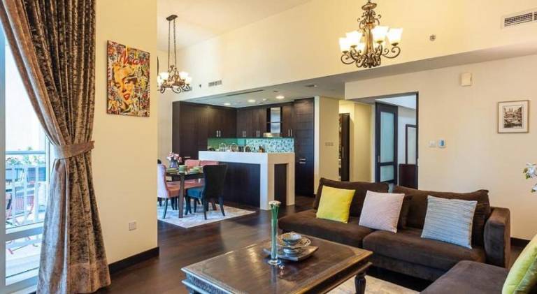 Wonderful rental apartment with jacuzzi | Close to Burj Khalifa | Pets are welcome in Dubai
