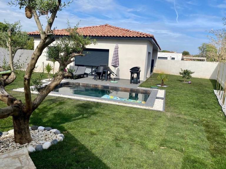 Villa Saint-Thibéry