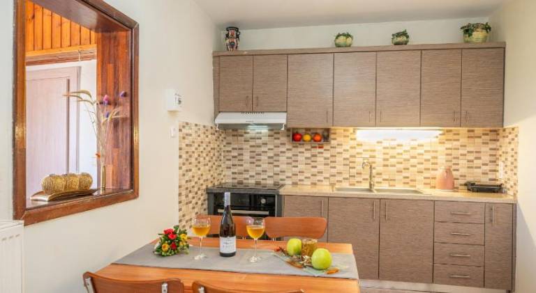 House with BBQ, terrace & garden | Perfect for remote work | Pets are welcome — photo 2