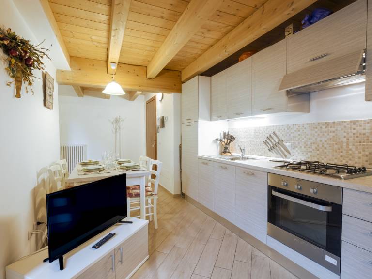 Wonderful apartment with patio, sauna & barbeque | Mountain view | Dogs allowed — photo 3
