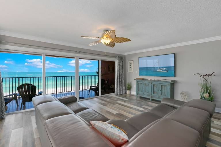 Condo North Redington Beach