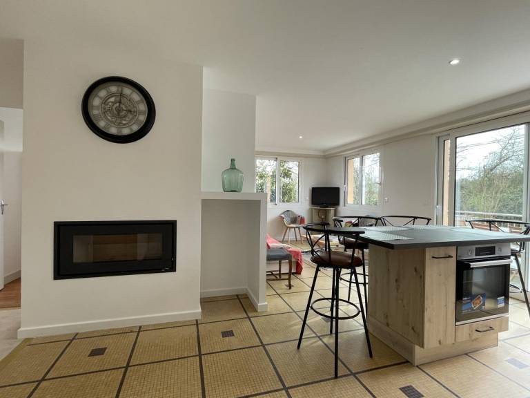 Gite with patio, barbecue & yard — photo 3
