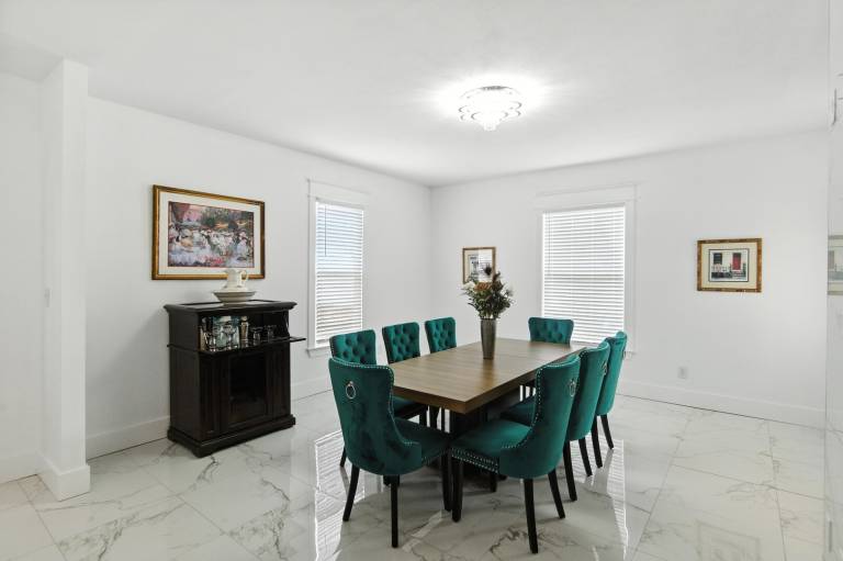 Historic Elegance in the Heart of Elizabeth City — photo 4