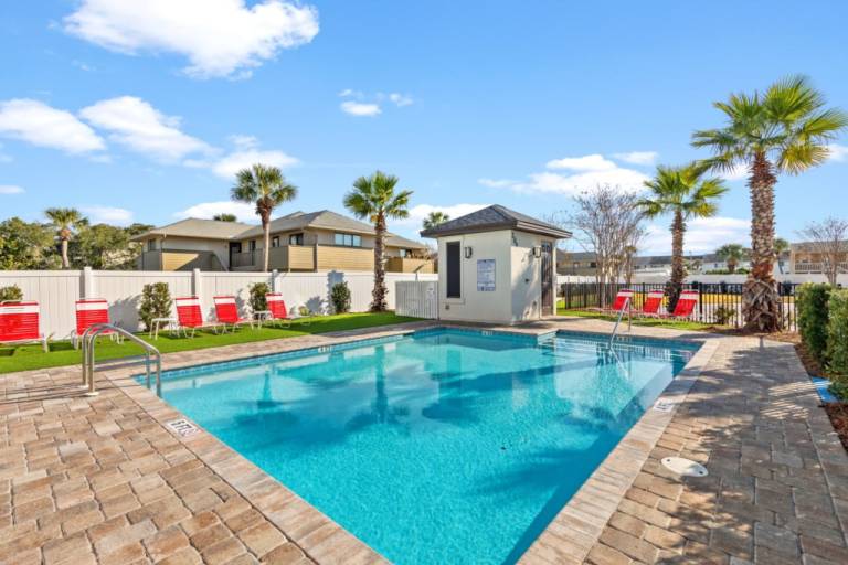 Children-friendly pleasant house with heated pool, barbeque & garden | Sea view | Dogs allowed in Miramar, FL