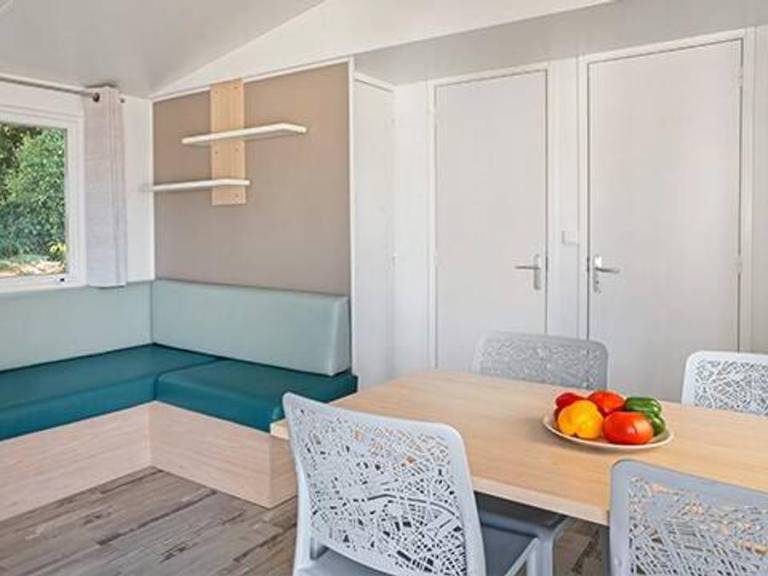 Children-friendly nice mobile home with heated pool & patio | Pet-friendly — photo 4