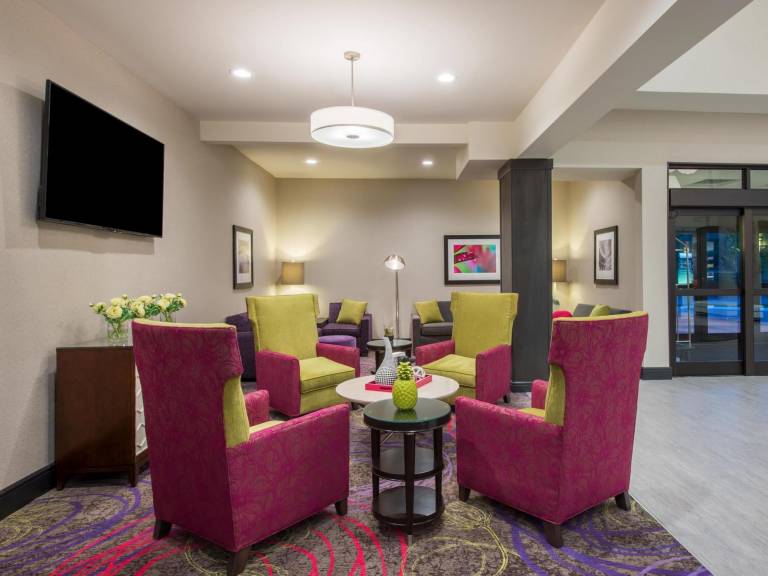 La Quinta Inn & Suites by Wyndham Kearney — photo 5