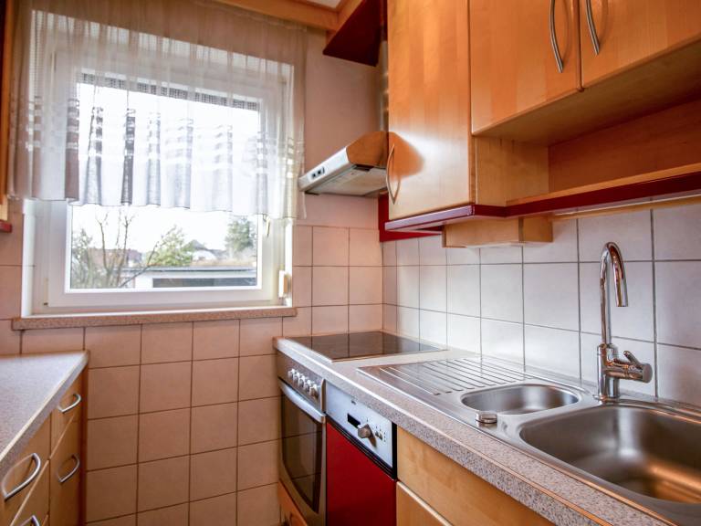 Holiday apartment with patio, yard & BBQ — photo 4
