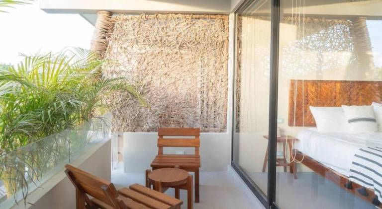 Rental apartment with terrace & pool — photo 3